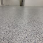 résine pailletée en industrie, antidérapant