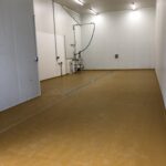 sol résine avec pente